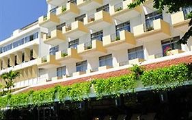 โกลเด้นบีชโฮเทล พัทยา Hotel 3*